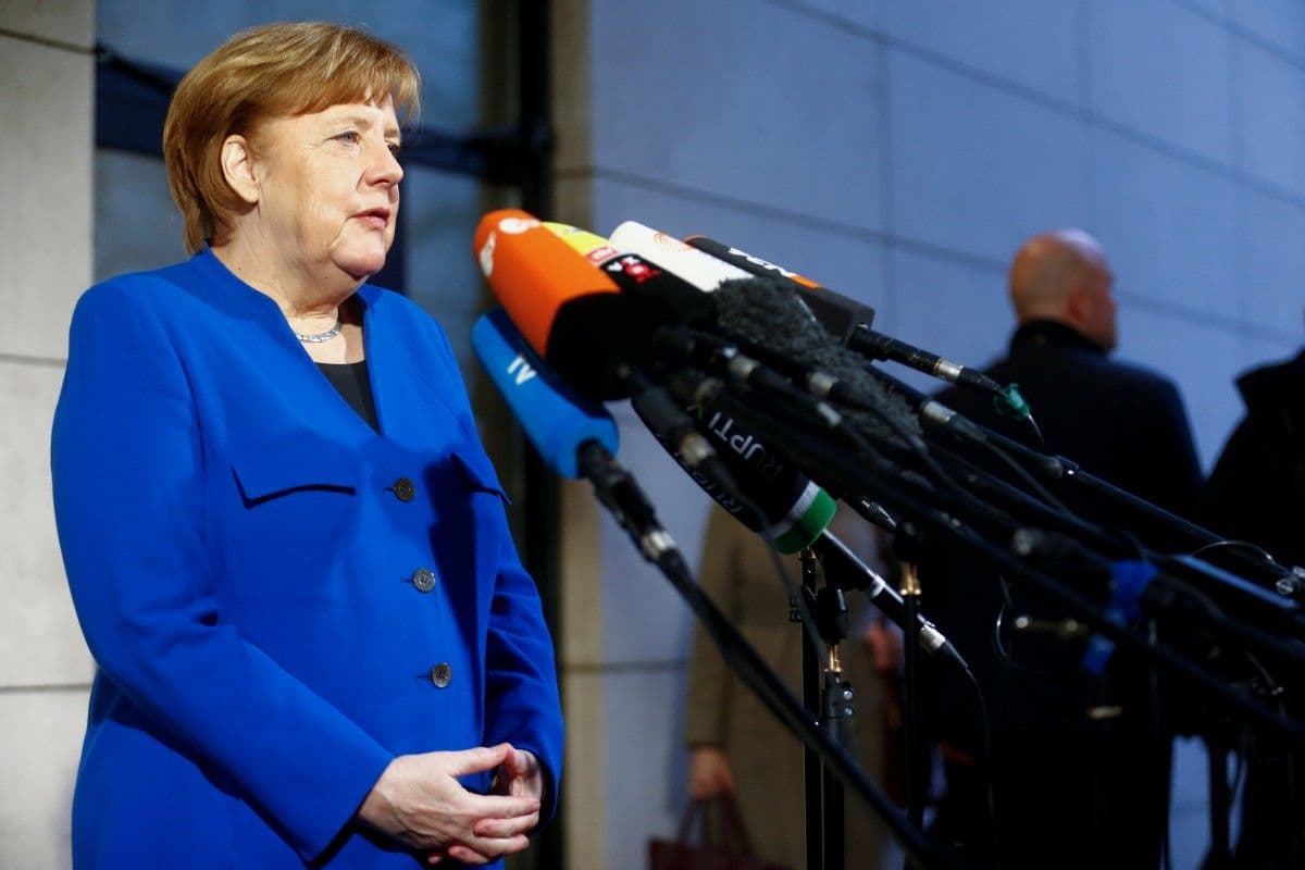 Merkel: Suriya hukumatiga zarba berishda ishtirok etmaymiz