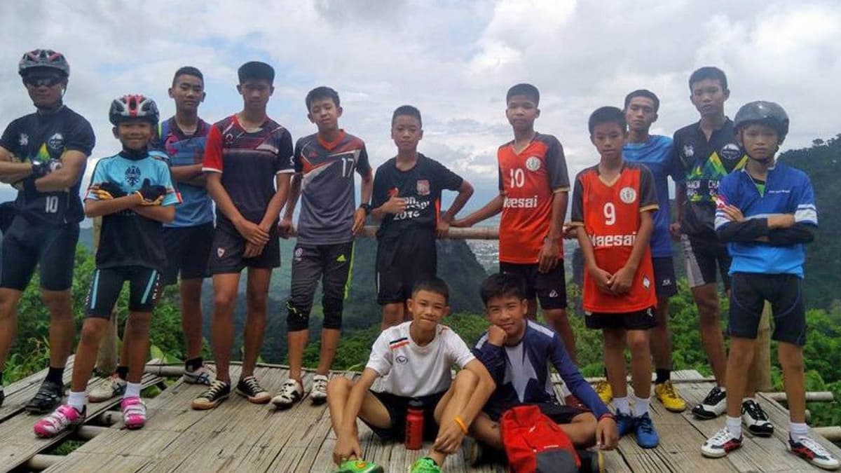 G‘ordan qutqarilgan yosh futbolchilar haqida ikkita film suratga olinmoqchi