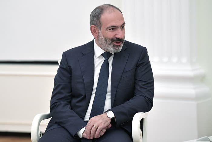 Nikol Pashinyan iste'foga chiqdi