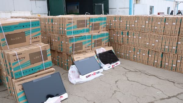 Таможенники Узбекистана пресекли незаконный ввоз телевизоров на 3,8 млрд сумов