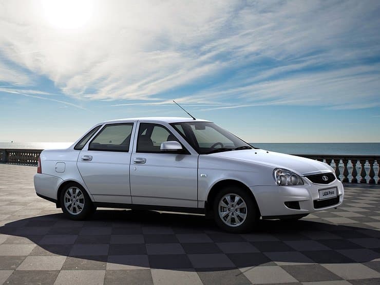 «AvtoVAZ» Lada Priora va Kalina ishlab chiqarishni to‘xtatadi