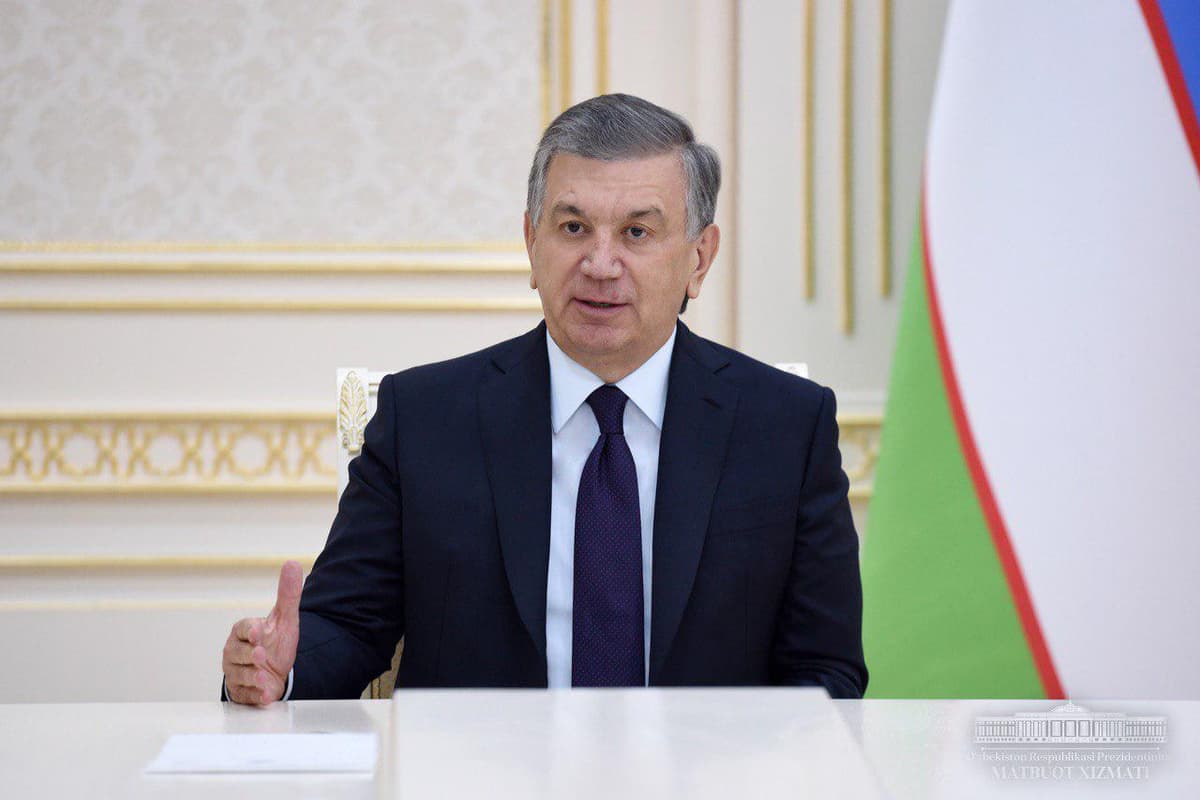 Mirziyoyev: oyliklarni inflyatsiya darajasidan kam bo‘lmagan miqdorda oshirish siyosatini davom ettirish kerak