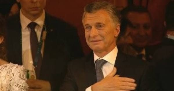 Argentina prezidenti G20 yetakchilari uchun konsertda yig‘lab yubordi (video)
