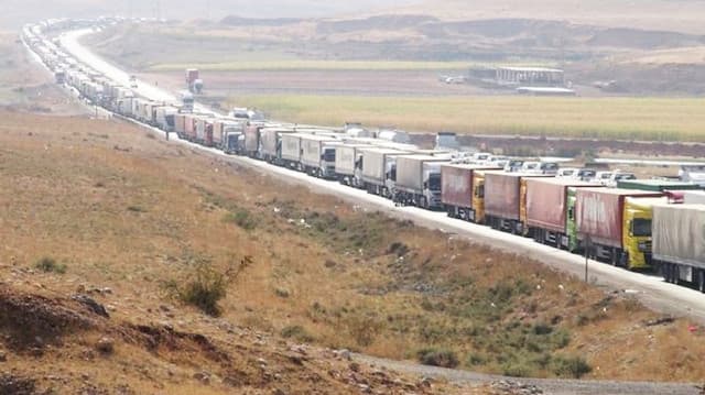 Davlat transport agentligi chegarada to‘xtab turgan turkiyalik haydovchilar masalasida izoh berdi