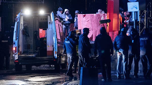 Польшанинг Гданьск шаҳри мэри концертдаги суиқасддан кейин вафот этди