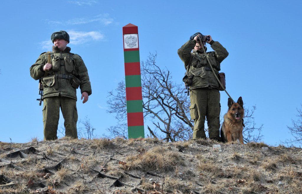Rossiya chegarasini 43 marta noqonuniy kesib o‘tgan o‘zbekistonlik taksichi qamaldi