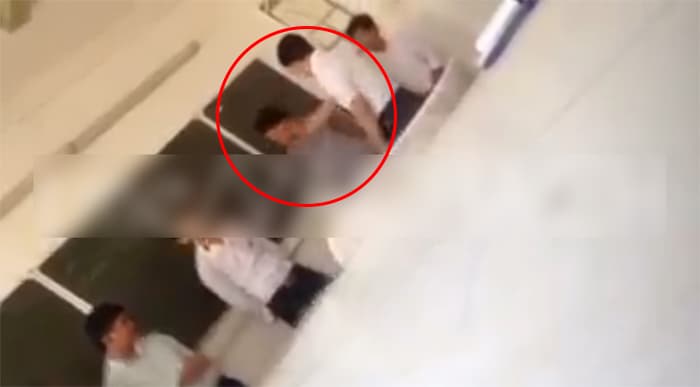 Видео: учитель обматерил и поднял руки на учеников колледжа