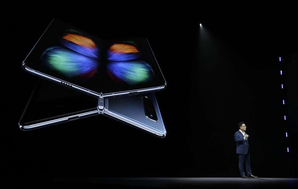 3 та камерали Galaxy S10, S10 Plus ва 6 та камерали Galaxy Fold: Samsung янги смартфонларни тақдим этди