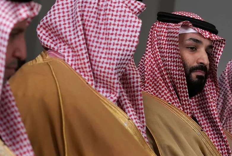 «Qo‘g‘irchoqqa aylanmasa bo‘ldi». Muhammad bin Salmon Bashar Asad haqida gapirdi