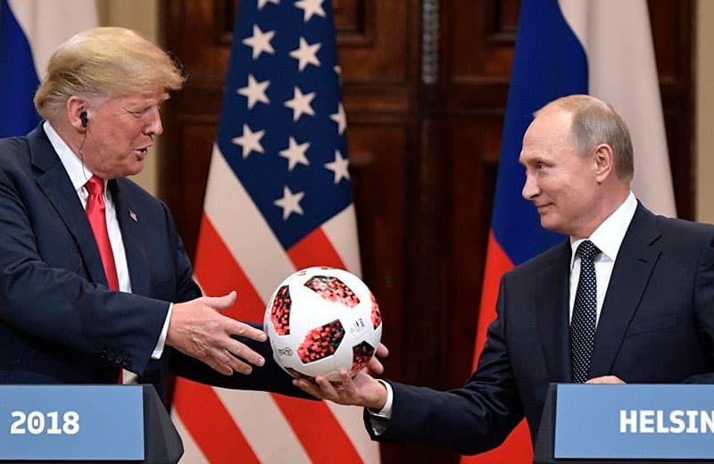Putin Trampga sovg‘a qilgan to‘pga chip o‘rnatilganligi ma'lum bo‘ldi