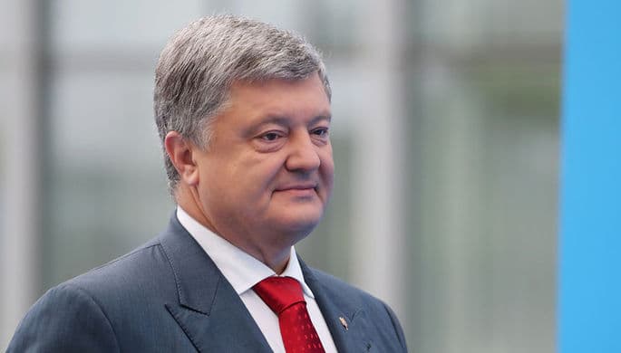 Anchadan beri ko‘rinmay qolgan Poroshenkoni restoranda uchratishdi