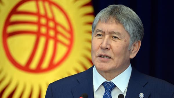 Almazbek Atamboyev QSDP partiyasi yetakchisi etib saylandi