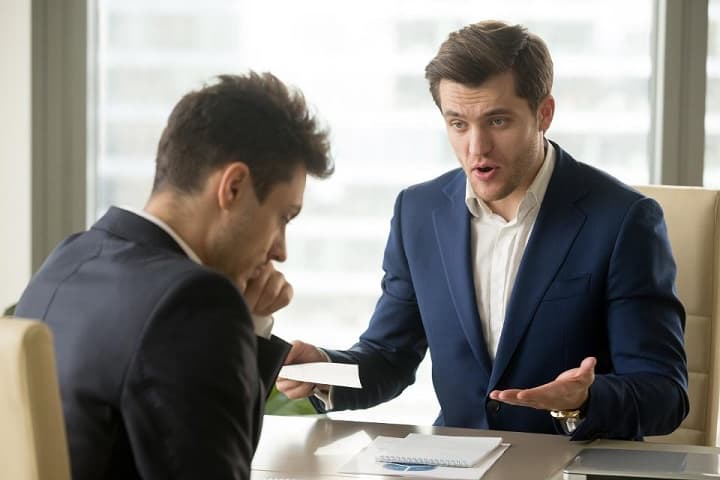 Rahbarning xato qilishga haqqi yo‘q: Oliygohga o‘zi dars bermaydigan rektor kerakmi?