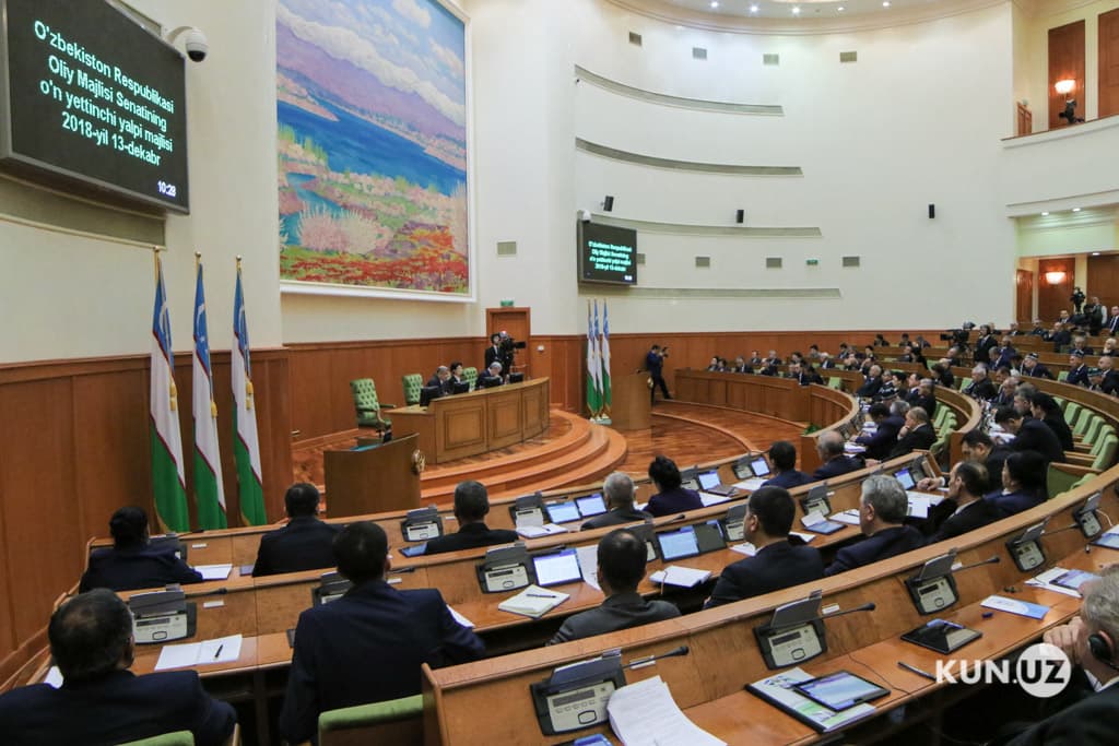 Senat yalpi majlisi ish boshladi. Unda qanday masalalar ko‘riladi?