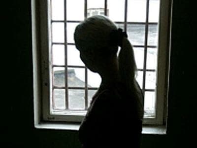 To‘rt marotaba amnistiya chiqqan ayolga yana hukm o‘qildi