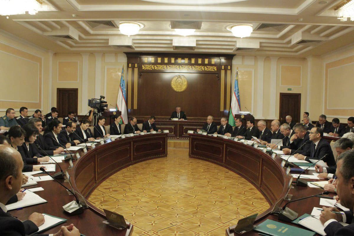 Oliy sud Plenumining majlisi bo‘lib o‘tdi