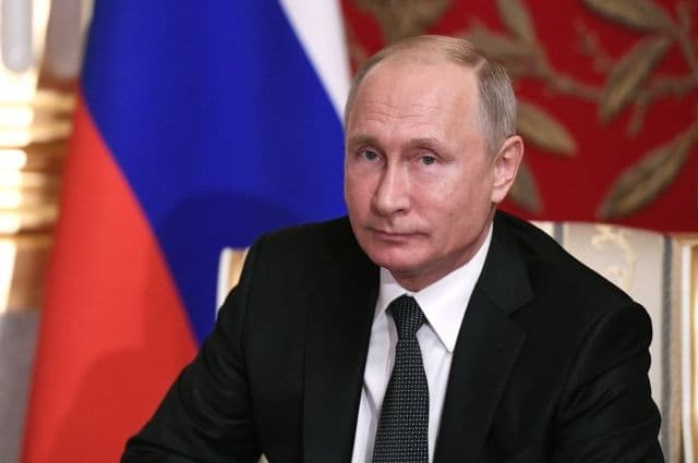 Putin Trampni va'dasining ustidan chiqayotgani uchun maqtadi