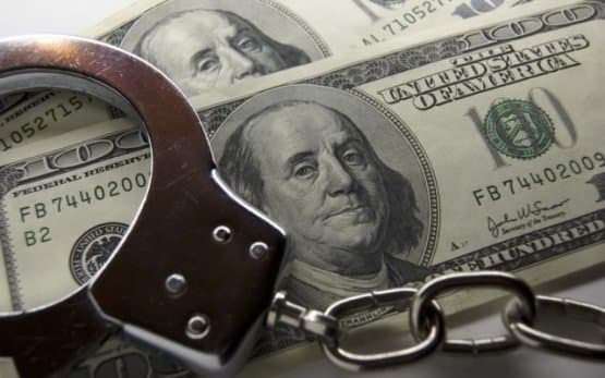 Farg‘onada 50 nafardan ziyod fuqaroni 760 ming dollarga «uxlatgan» shaxsga sud hukmi o‘qildi