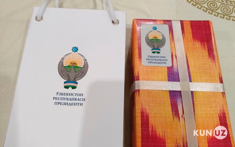 Germaniyada istiqomat qilayotgan vatandoshlarga prezident sovg‘asi tarqatildi - foto
