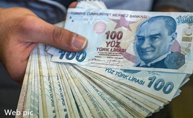Xalq ta'limi vaziri o‘rinbosari turk lirasi bilan bog‘liq vaziyat boshqa valyutalar bilan ham sodir bo‘lishidan ogohlantirdi