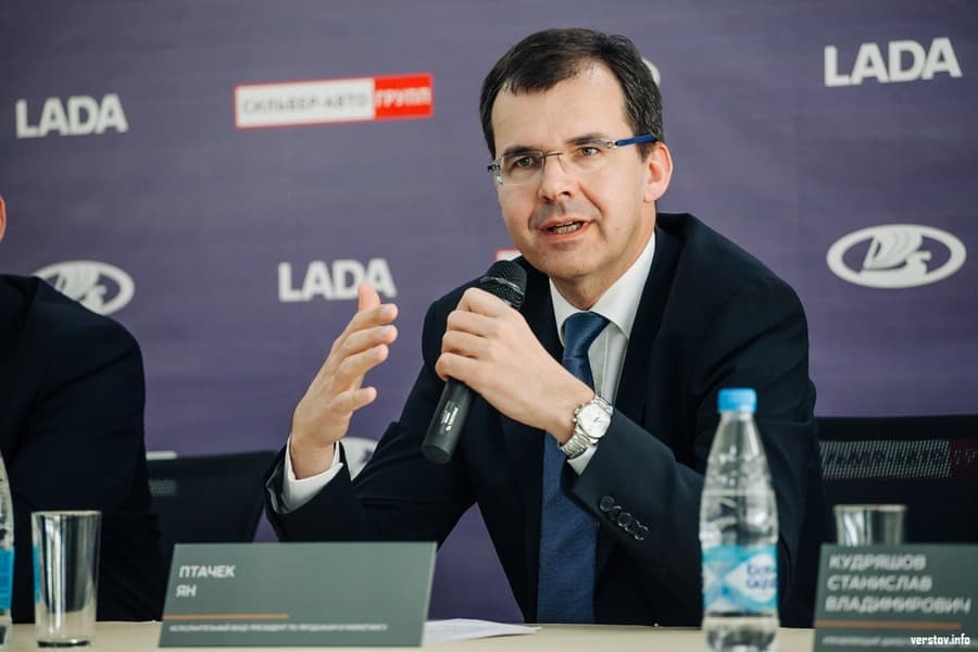 Lada уч давлатга эътибор қаратади. Улардан бири - Ўзбекистон