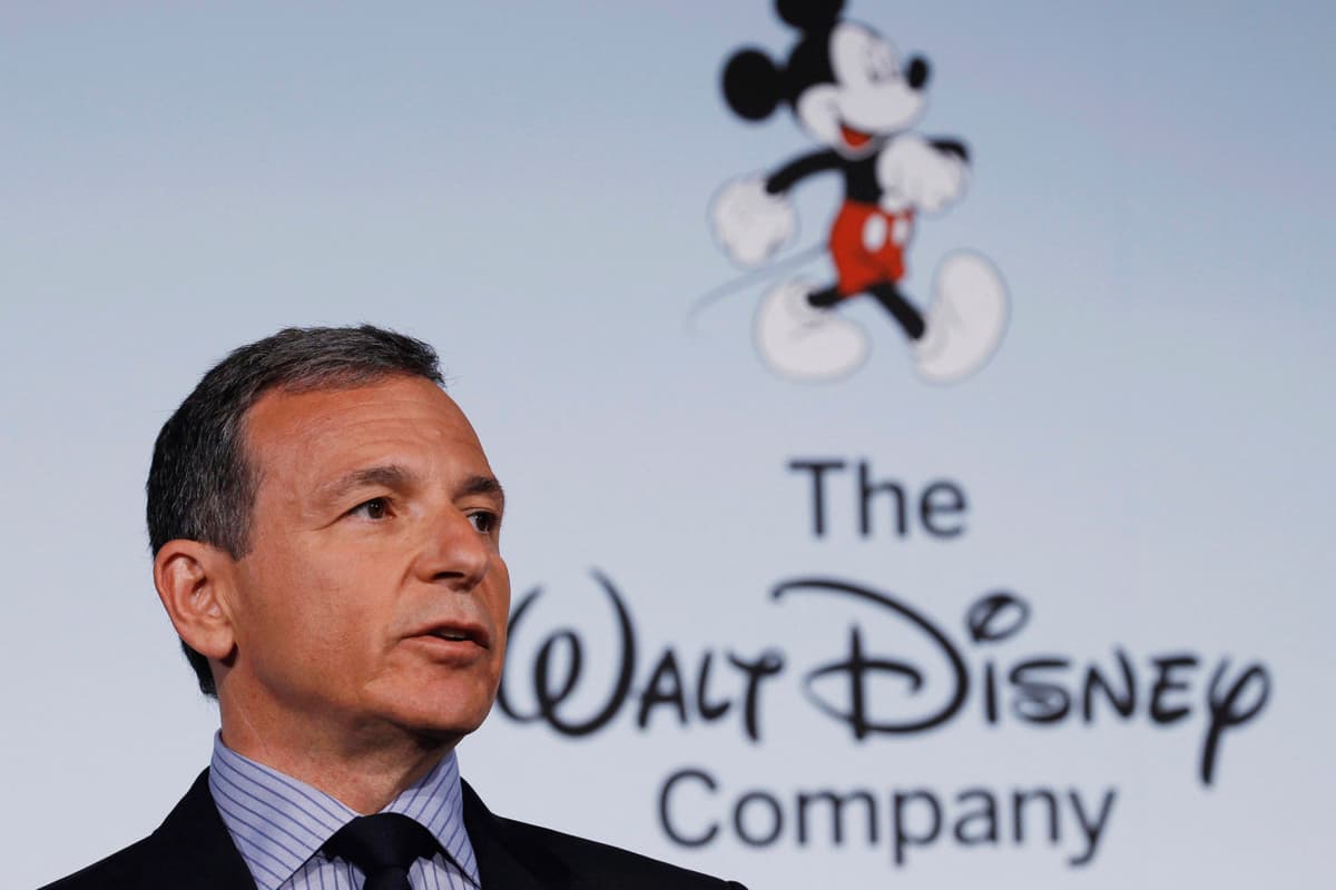 Walt Disney kompaniya rahbari ish haqi miqdorini ochiqladi