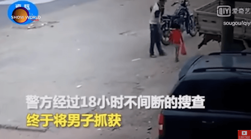 Xitoyda odam savdogari 3 yoshli qizchani shirinlik bilan aldab o‘g‘irlab ketdi (video)