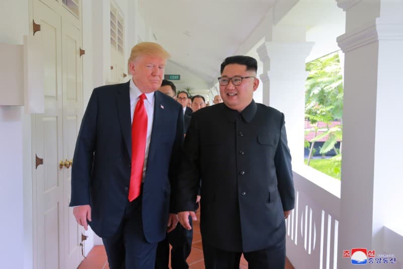 Tramp Kim Chen In bilan uchrashuv joyiga aniqlik kiritdi