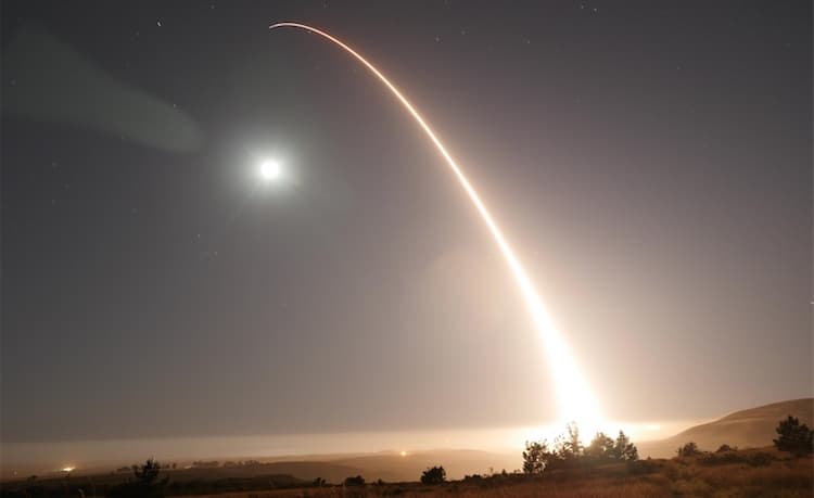 AQSh qit'alararo ballistik raketani sinovdan o‘tkazdi