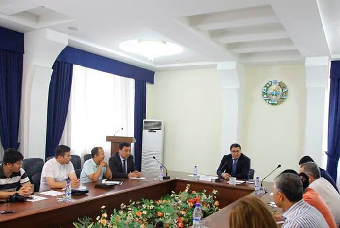 Adliya vaziri vijdon erkinligi bo‘yicha savollarga javob qaytardi