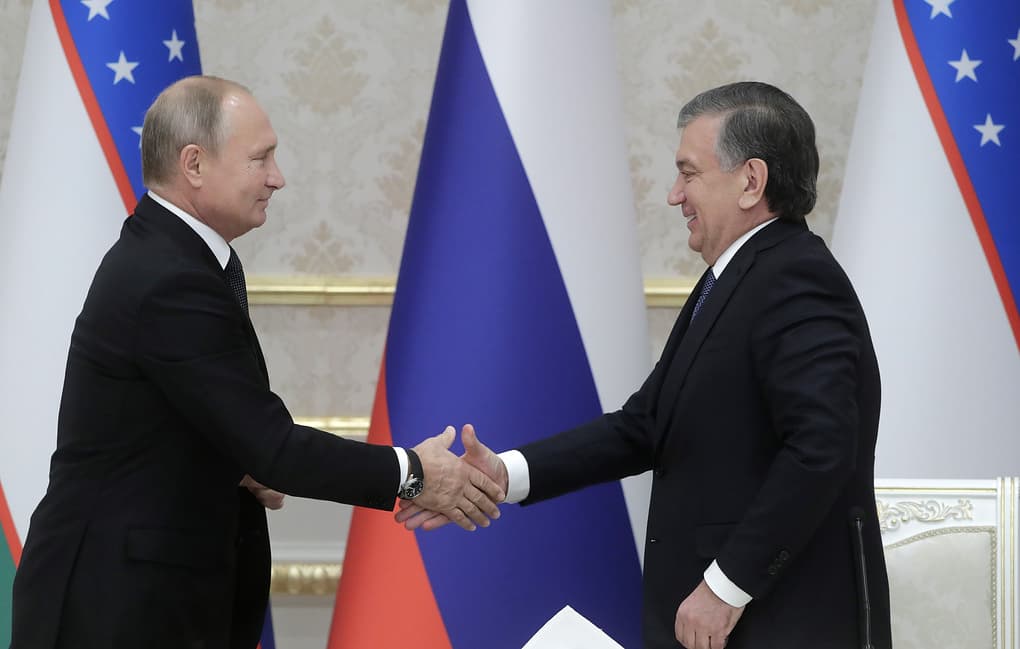 Mirziyoyev Putinni jahon miqyosidagi buyuk davlat arbobi deb atadi