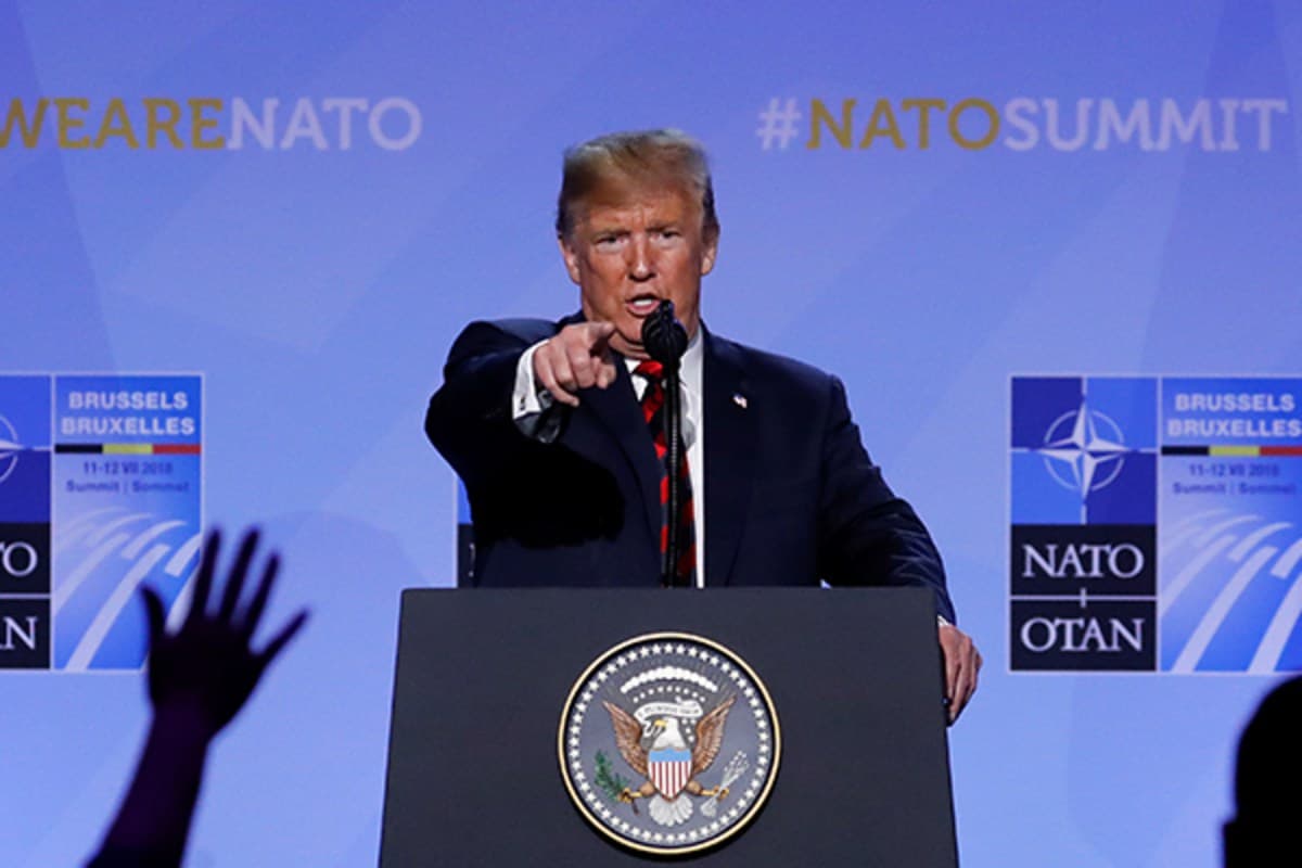 Tramp NATO a'zolari orasida «bir yoki ikkita diktator»ni topdi