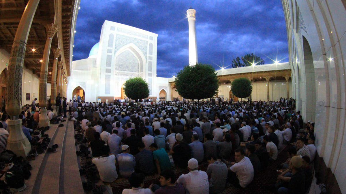 O‘zbekiston masjidlarida hayit namozi o‘qildi