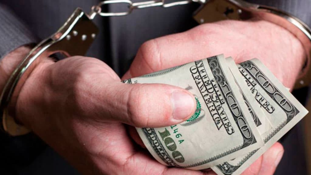 Tadbirkorlardan 7 ming quti gugurt yoki 70 ming dollar berishlarini talab qilgan shaxs qo‘lga olindi