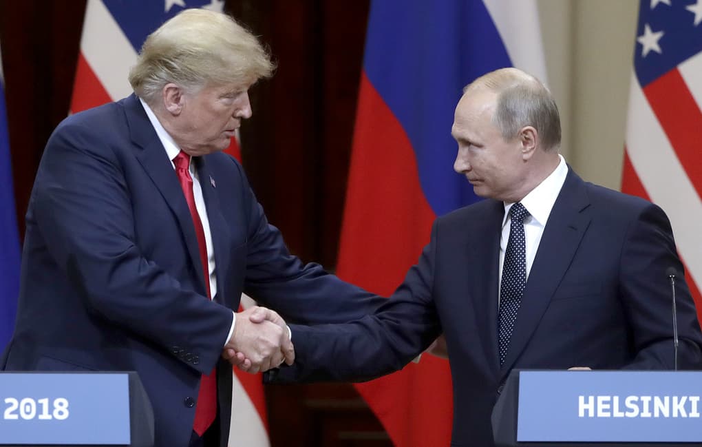 Tramp Putin bilan uchrashuvni hayotidagi eng yaxshisi deb atadi