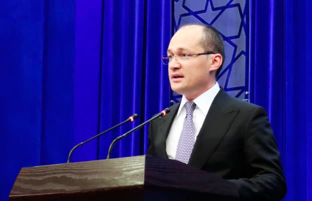 O‘qituvchi va shifokorlarni majburiy mehnatga jalb etgan, ko‘zbo‘yamachilik qilgan rahbarlar jinoiy javobgarlikka tortiladi