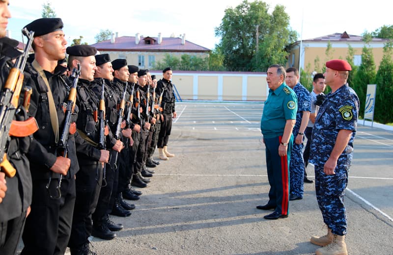 Zokir Almatov boshchiligidagi ishchi guruh Xorazm viloyatiga tashrif buyurdi