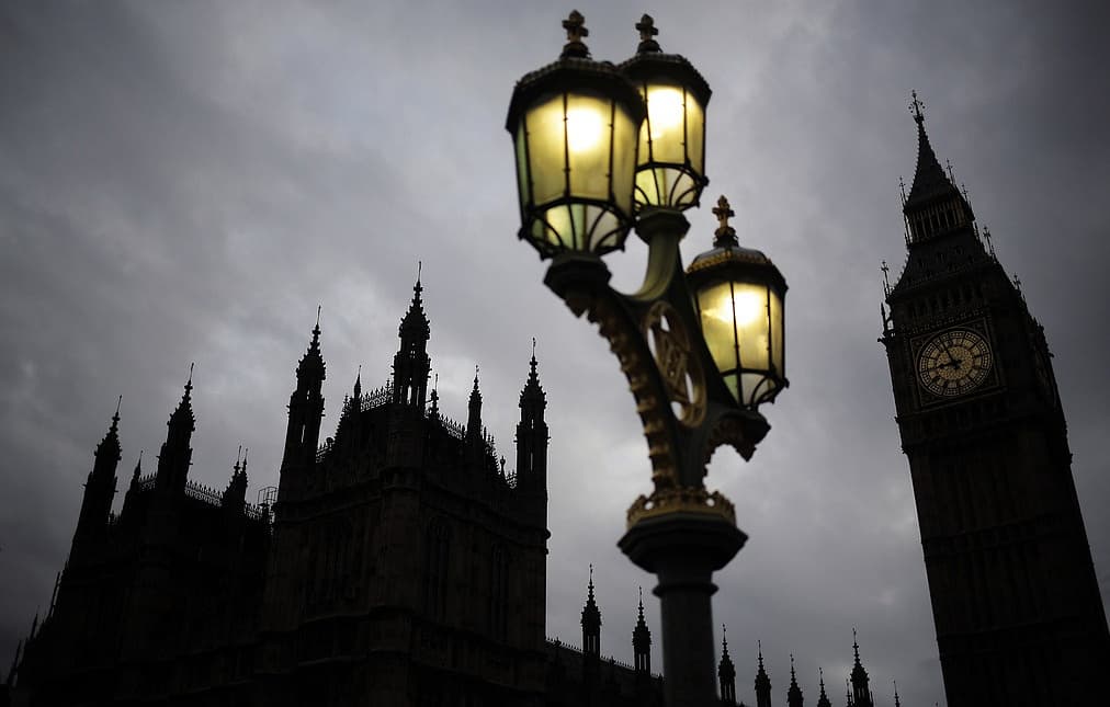 Britaniya maxsus xizmatlari olti nafar rossiyalik tadbirkorga bosimni kuchaytiradi - OAV