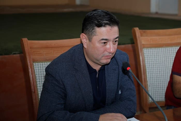 Viloyat hokimining sayyor qabuli: murojaatlar yechimiga xizmat qilib