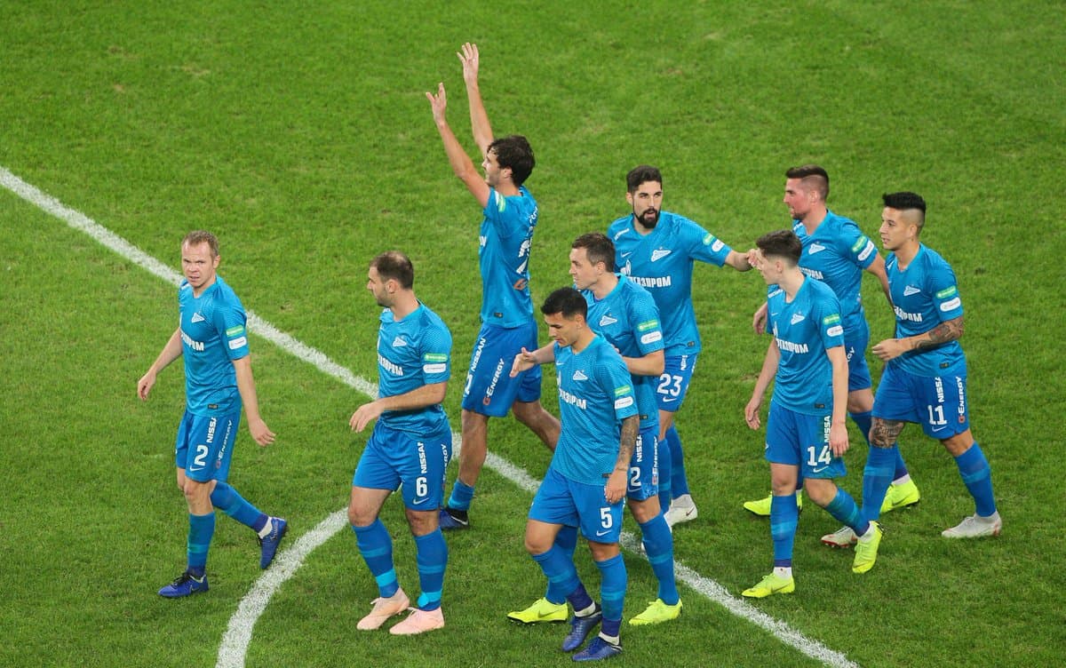 Россия чемпионатида биринчи давра якунланди