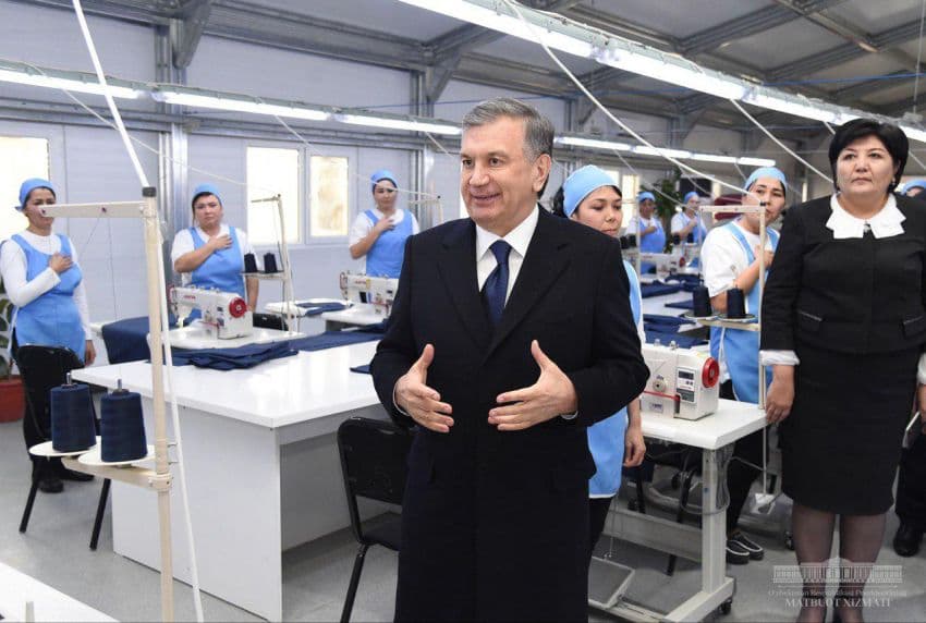Шавкат Мирзиёев посетил Мирзачульский район