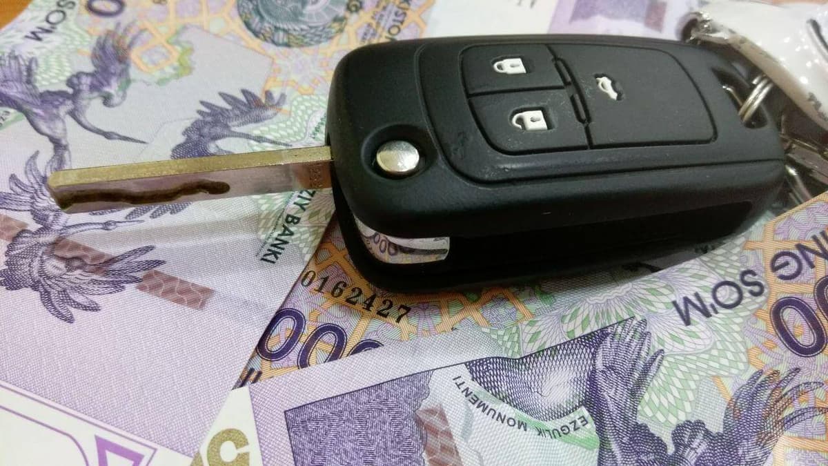Avtomashina uchun «shapka» olmoqchi bo‘lgan shaxslar ushlandi