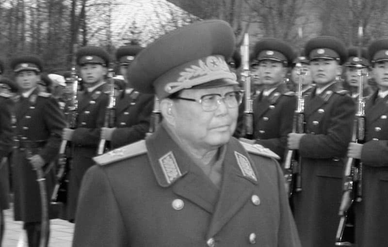 KXDR sobiq mudofaa vaziri vafot etdi