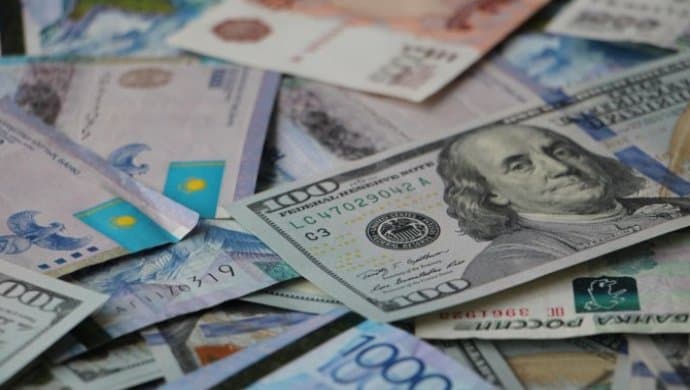 Қозоғистондан Ўзбекистонга пул жўнатмалари миқдори маълум бўлди