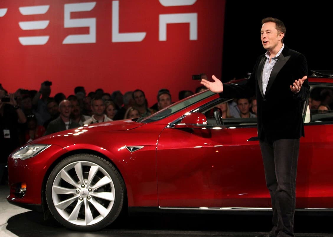 Tesla avtopiloti to‘liq avtonom bo‘ladi