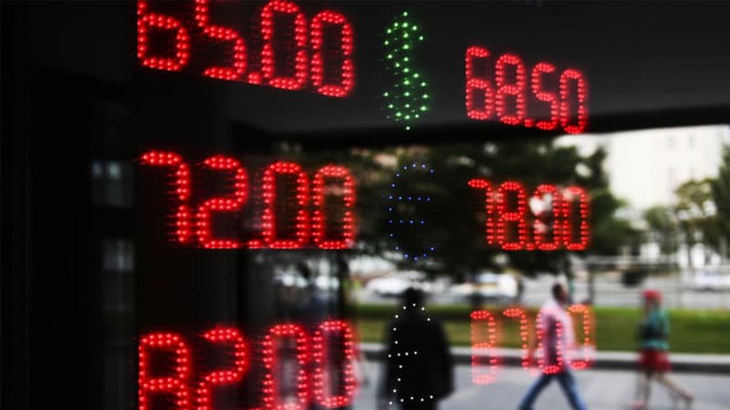 Россия молия вазирлиги рубль қиймати 17 йилдан сўнг қандай бўлишини тахмин қилди