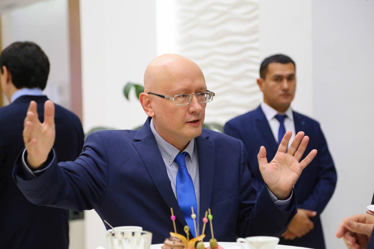 «Bir xatoni takrorlayverishni qachon to‘xtatamiz?». Bozorda valyuta almashtirganlik uchun javobgarlikni kuchaytirish haqida