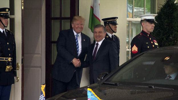 Shavkat Mirziyoyev Oq uyda Donald Tramp bilan uchrashdi