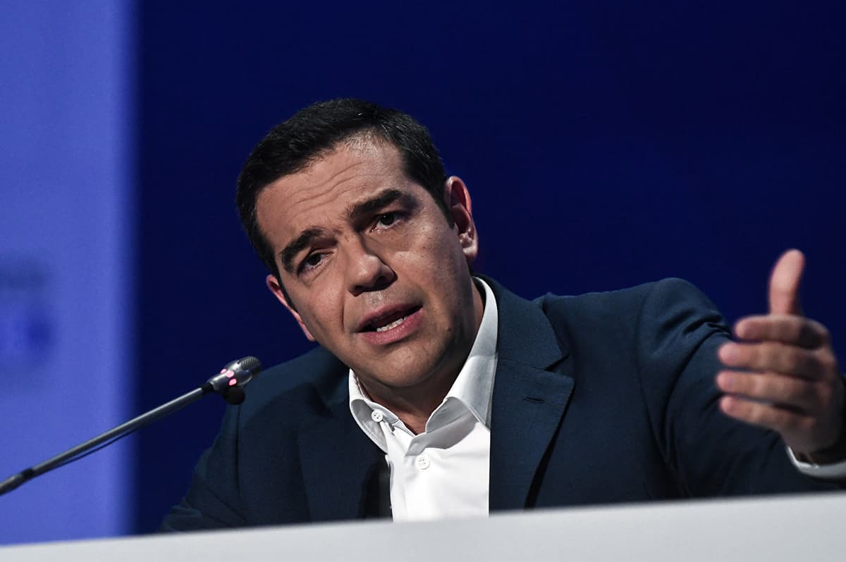 Tsipras Makedoniya bosh vazirini mamlakat nomi o‘zgargani bilan tabrikladi