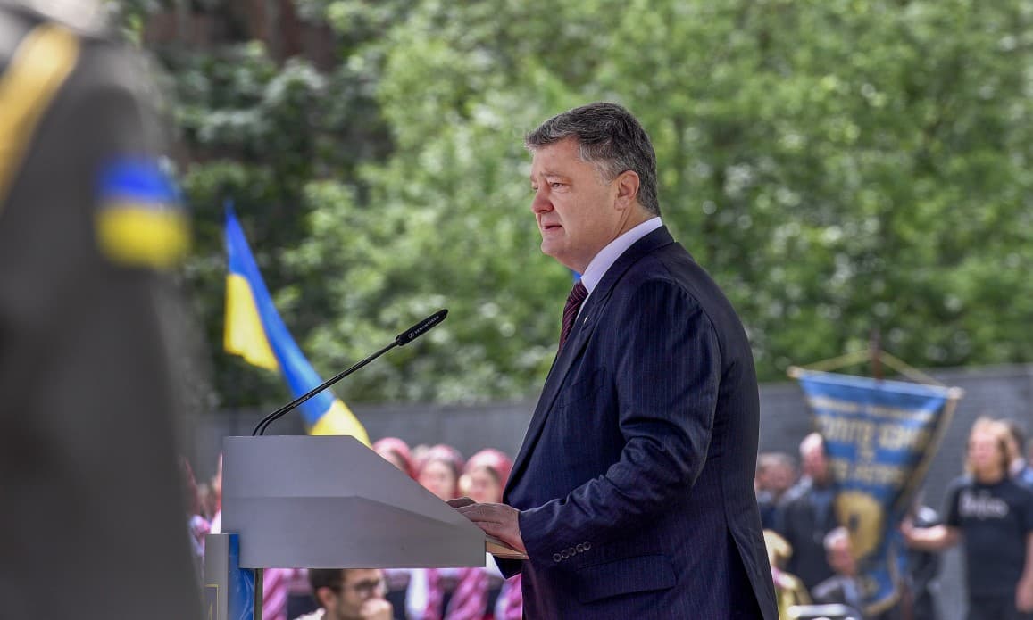 «Rossiya imperiyasidan uzoqroq bo‘lish». Poroshenko o‘z missiyasini aytdi
